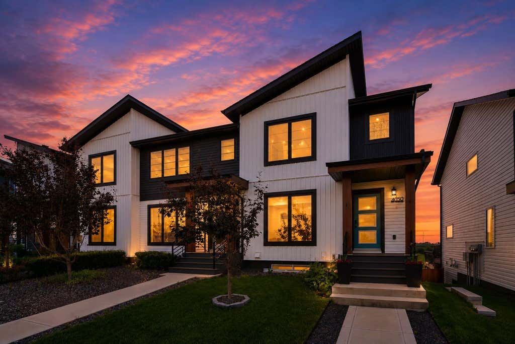 Photo of 4050 Ryders Ridge Boulevard, Sylvan Lake, AB T4S 0T5 (MLS # A2328628)