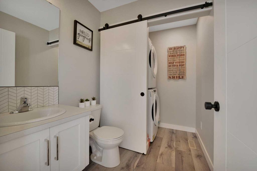 Photo of 4050 Ryders Ridge Boulevard, Sylvan Lake, AB T4S 0T5 (MLS # A2328628)