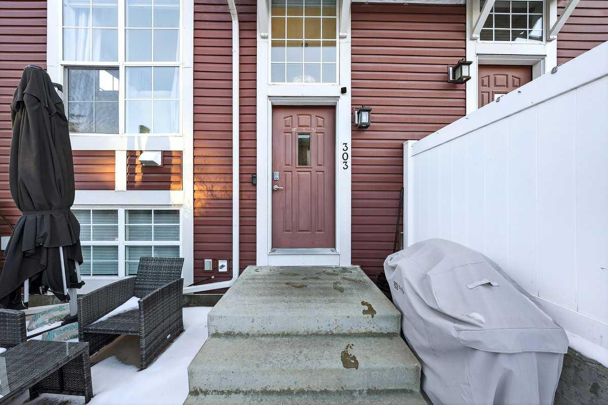 303 New Brighton Villas SE