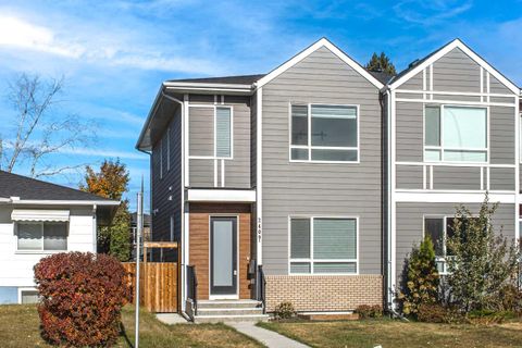 2409B Richmond Road SW Calgary AB T2T 5E5