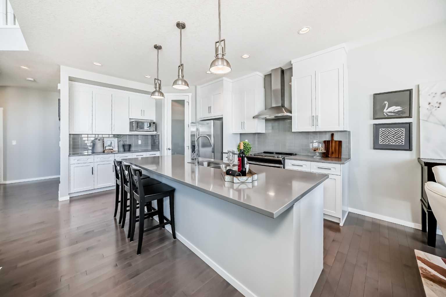 64 Nolancrest Manor NW