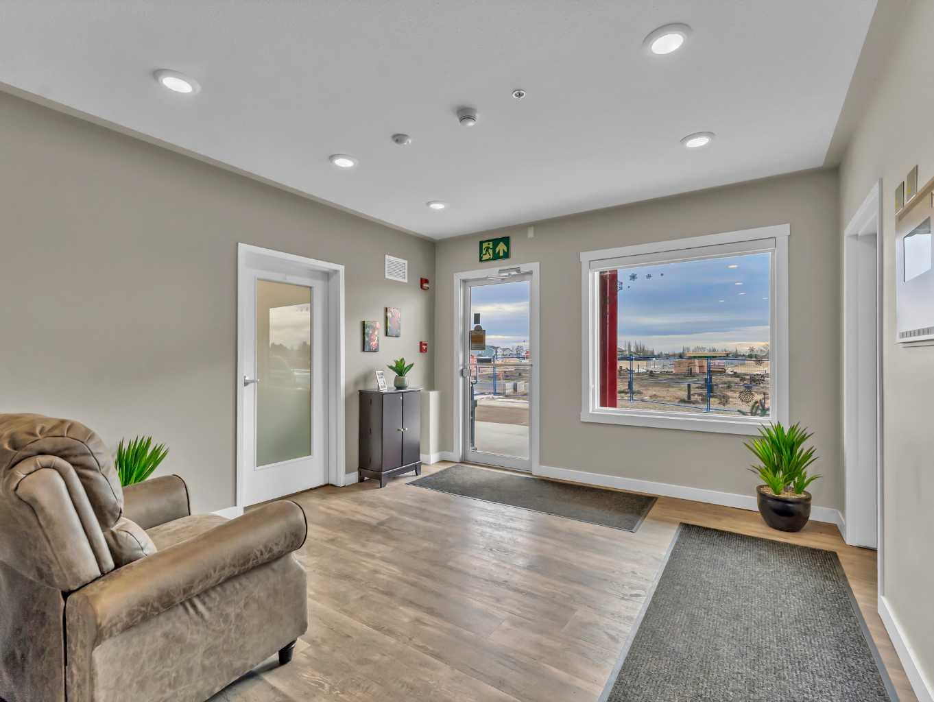 499 Meadow Lake Court E 303