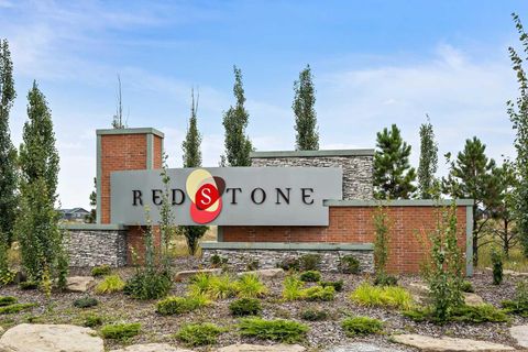 132 Red Embers Link NE 906 Calgary AB T3N 2X8