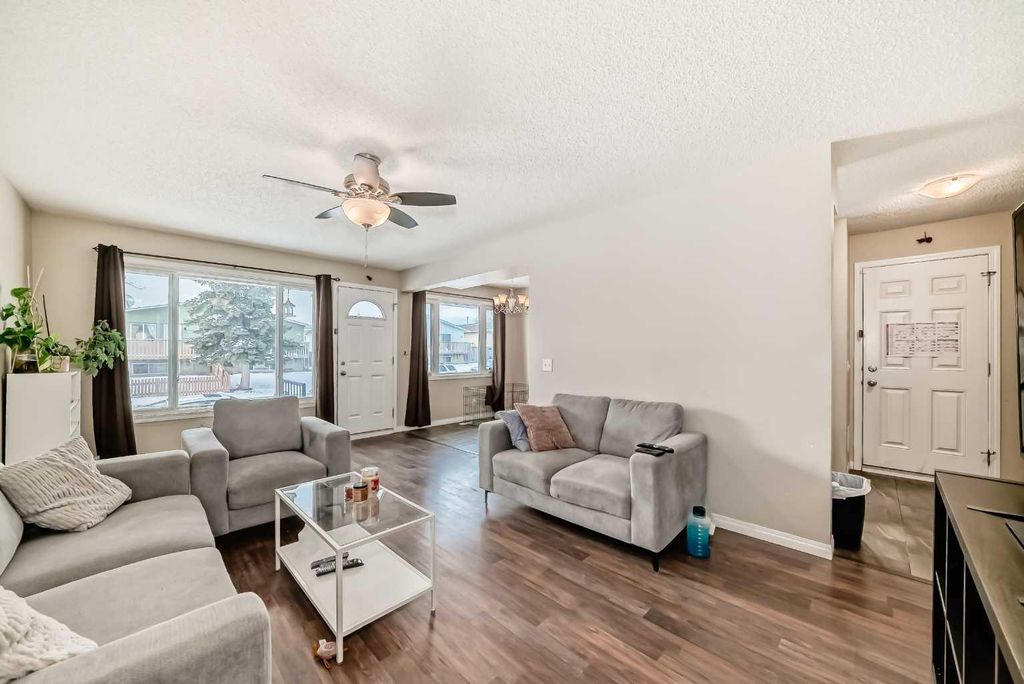 Photo of 118 Dovertree Place SE, Calgary, AB T2B 2K3 (MLS # A2293269)