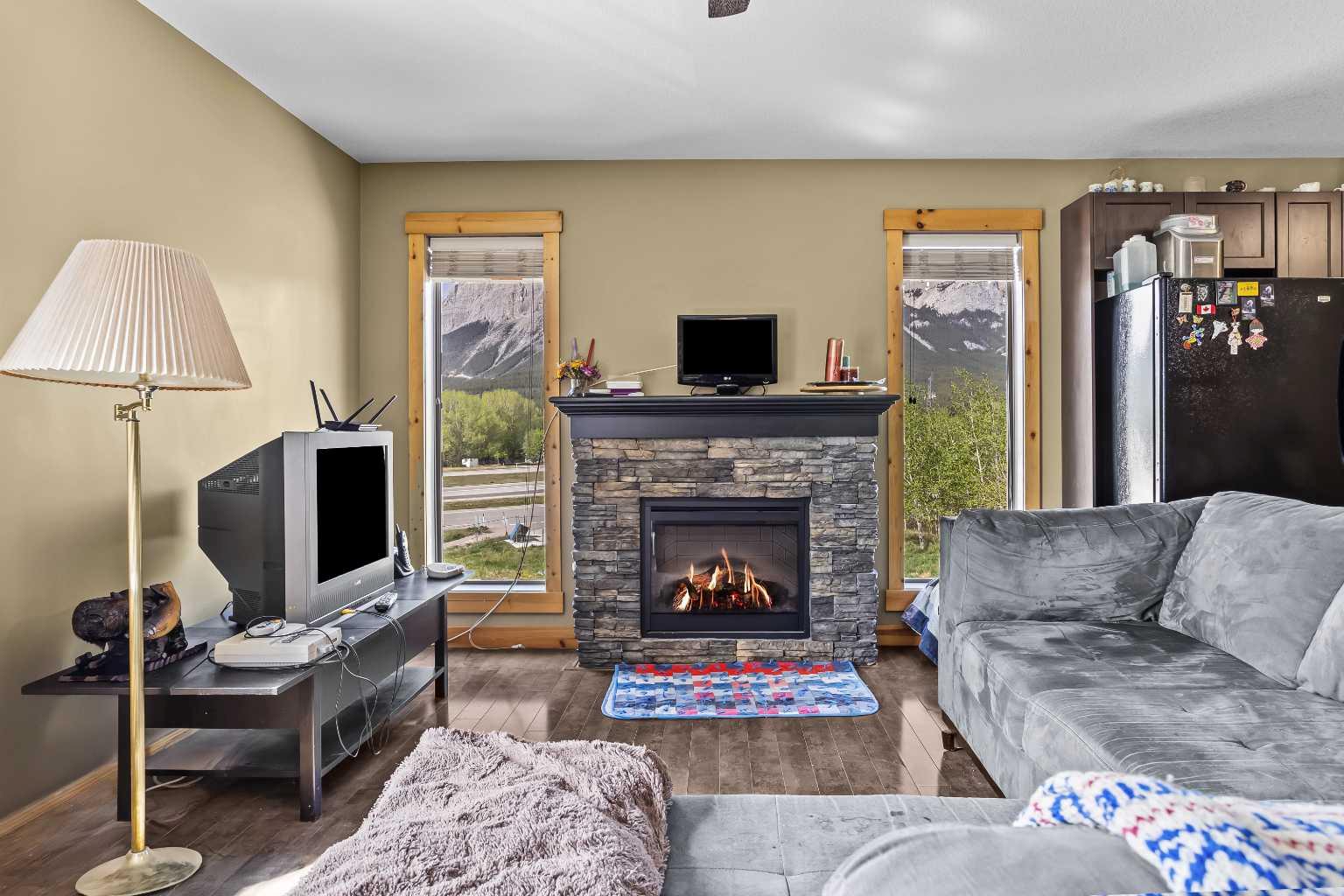 300 Palliser Lane 306