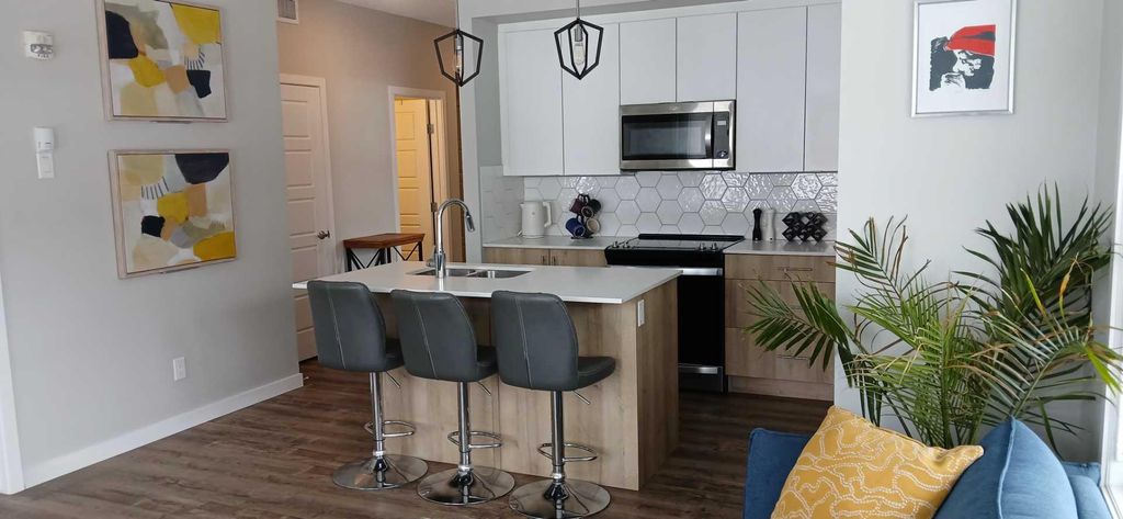 Photo of 1605 17 Street SE #102, Calgary, AB T2G 2L7 (MLS # A2293191)