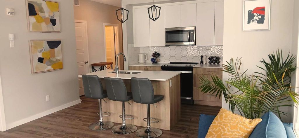 Photo of 1605 17 Street SE #102, Calgary, AB T2G 2L7 (MLS # A2293191)