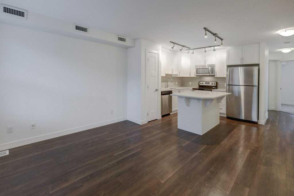 28 Evanscrest Gardens NW