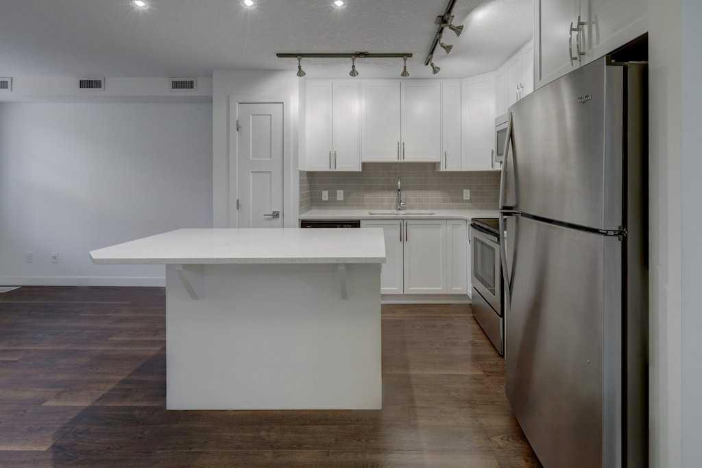 28 Evanscrest Gardens NW