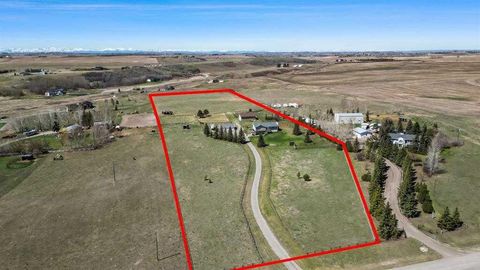 306023 92 Street E De Winton AB T0L 0X0