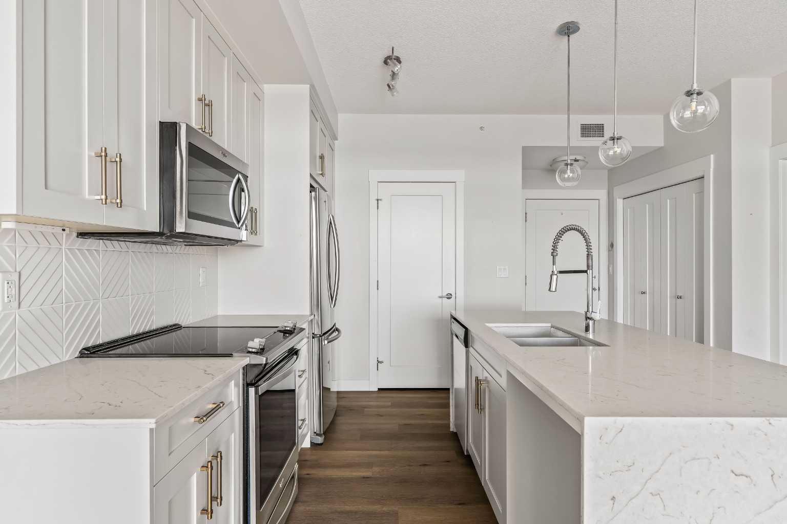 300 Auburn Meadows Common SE 407