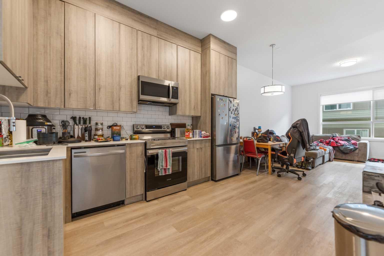101 Panatella Square NW 211