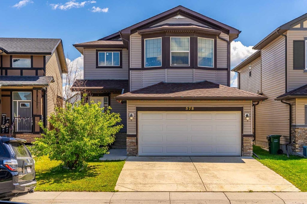 Photo of 578 Luxstone Landing SW, Airdrie, AB T4B 0C7 (MLS # A2323427)