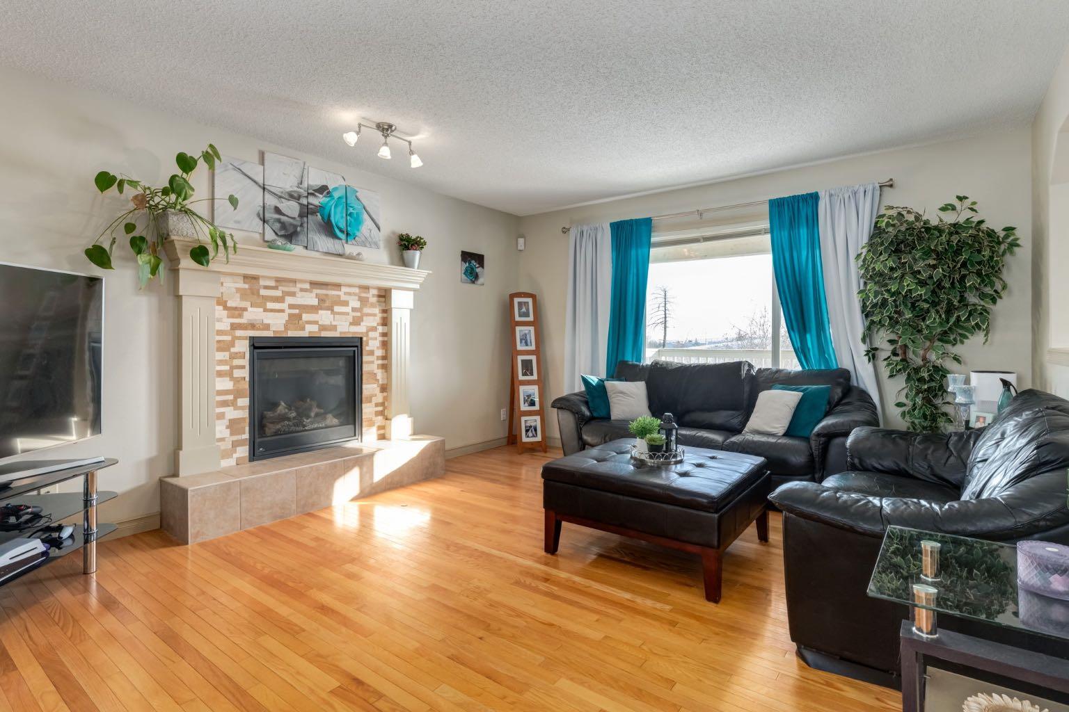 515 Crystal Green Mews