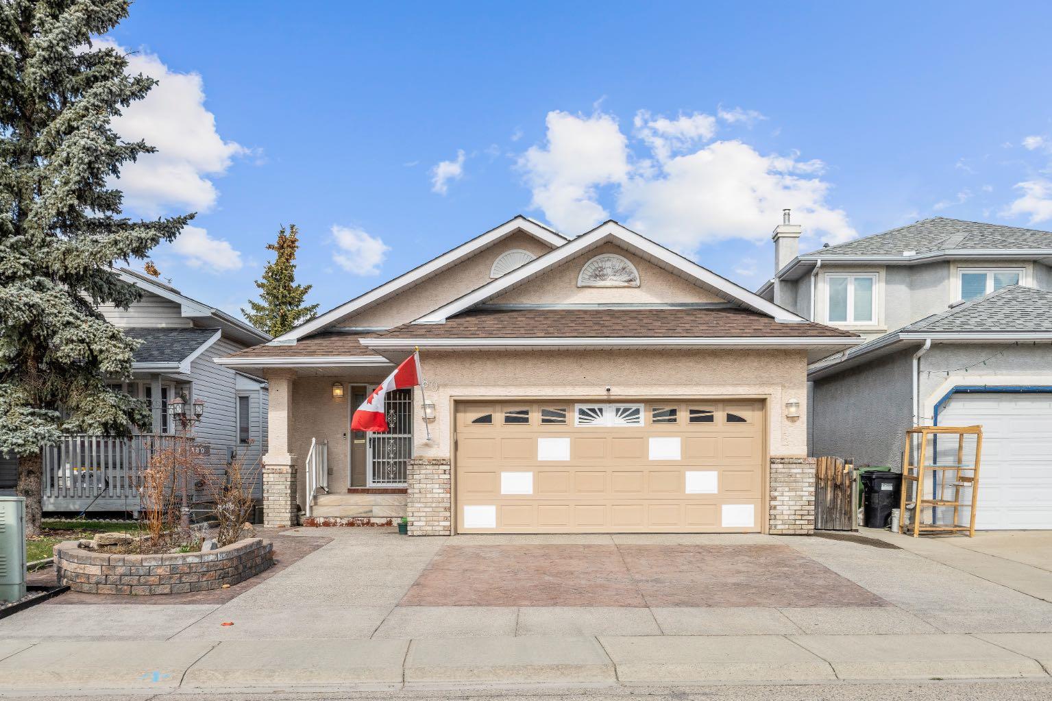 180 Hidden Vale Close NW