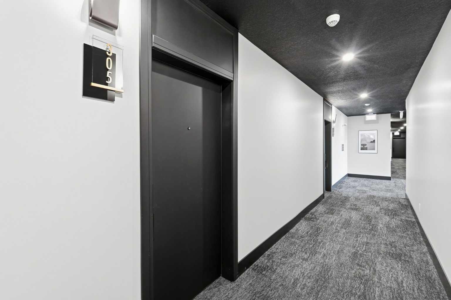 370 Dieppe Drive SW 305