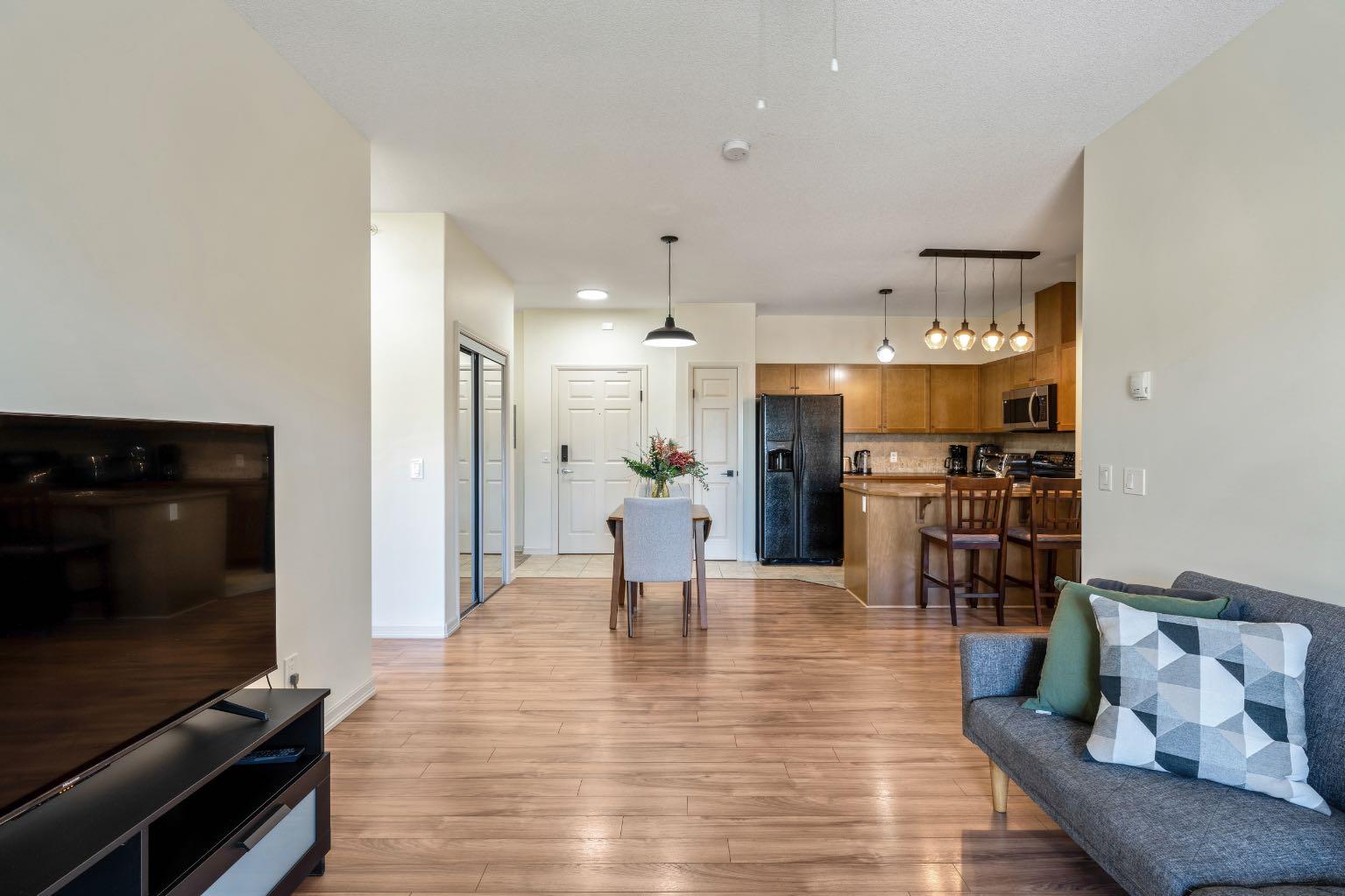 92 Crystal Shores Road 1402