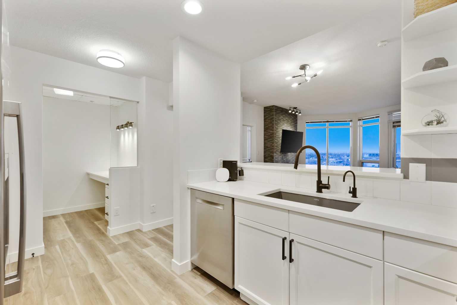 1718 14 Avenue NW 708