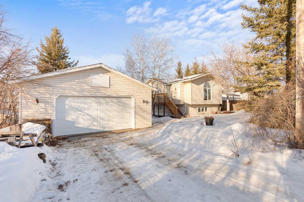 Photo of 336 Greenstreet Avenue, Greenstreet, SK S9V 0X7 (MLS # A2295123)