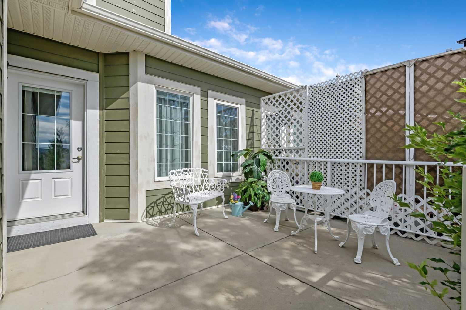 14 Sunrise Place NE