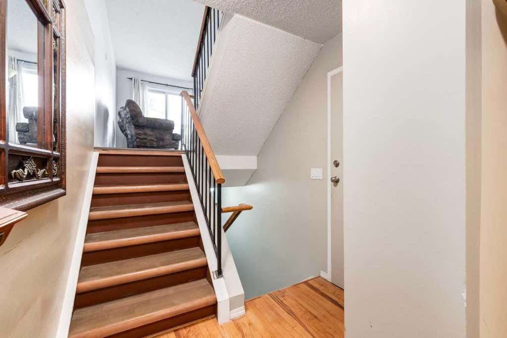 Photo of 1190 Ranchview Road NW #112, Calgary, AB T3G 1Y2 (MLS # A2326024)