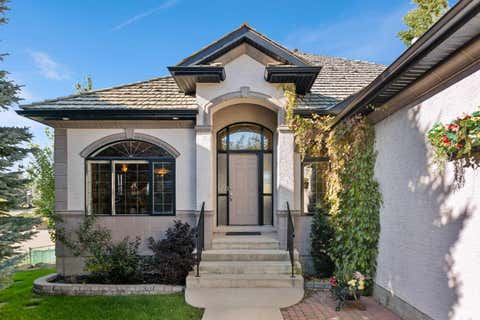 Photo of 38 Sienna Ridge Landing SW, Calgary, AB T3H 3S1 (MLS # A2316752)