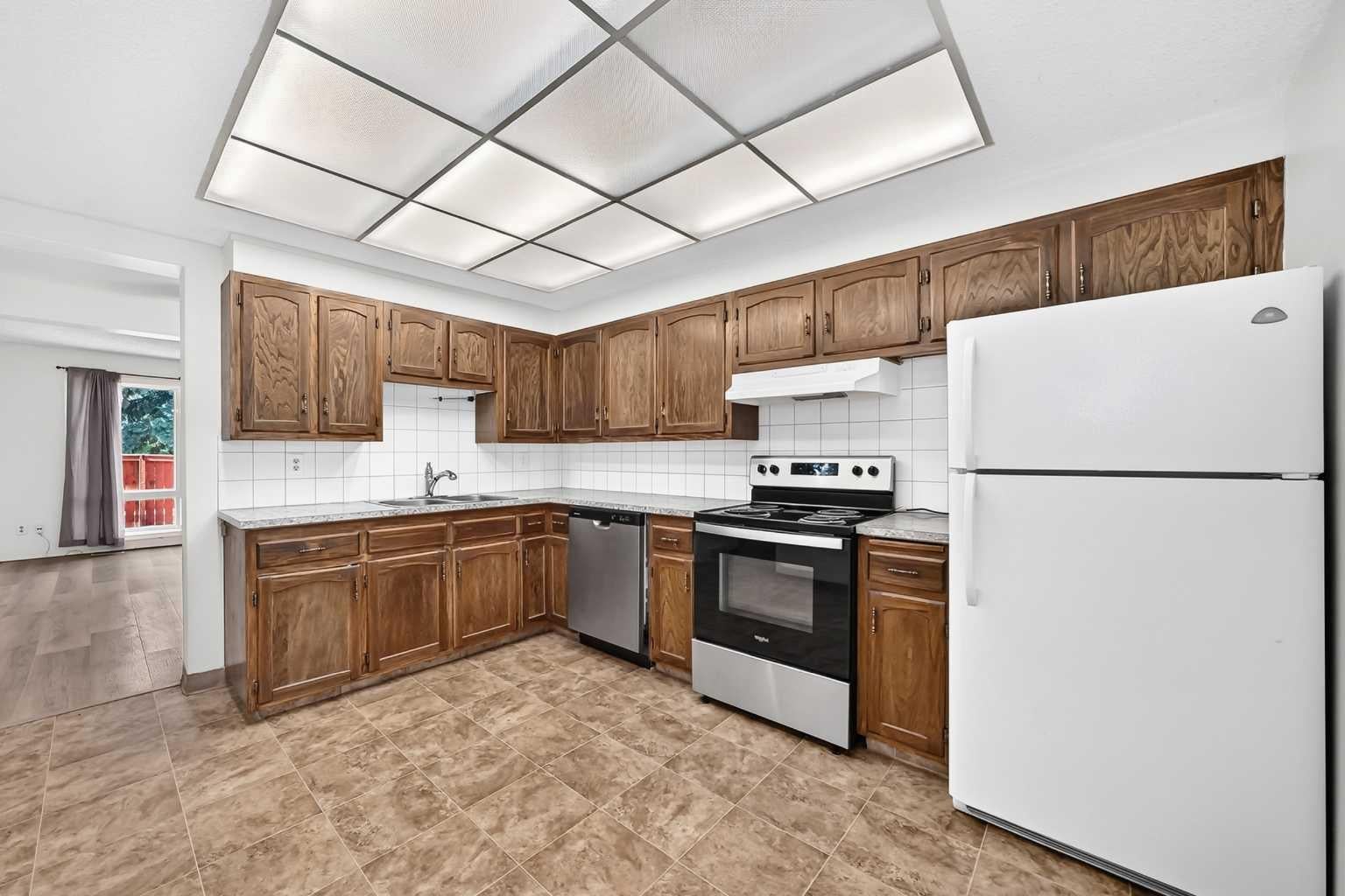 330 Canterbury Drive SW 130