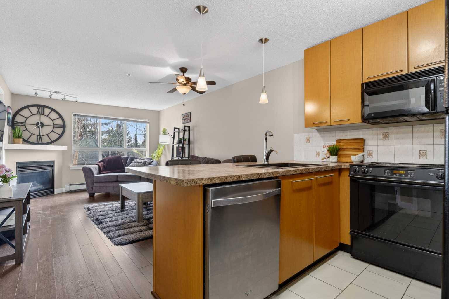 35 Richard Court SW 248
