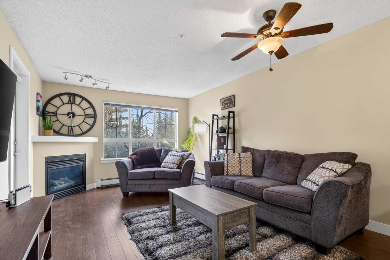 35 Richard Court SW 248