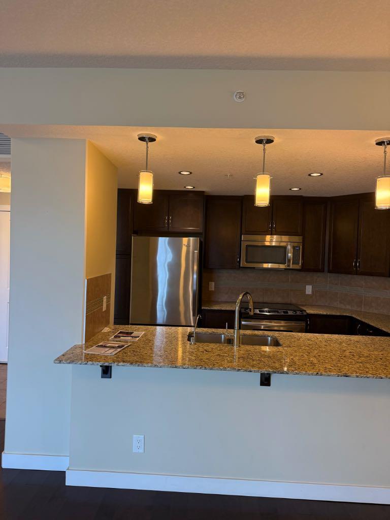 16 Varsity Estates Circle NW 701
