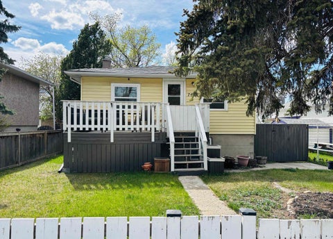 Photo of 7417 24 Street SE, Calgary, AB T2C 0Y7 (MLS # A2311205)