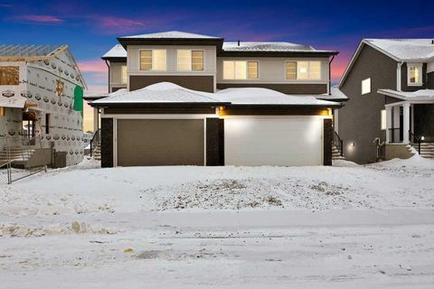Photo of 569 Chelsea Gardens, Chestermere, AB T1X 2V4 (MLS # A2280509)