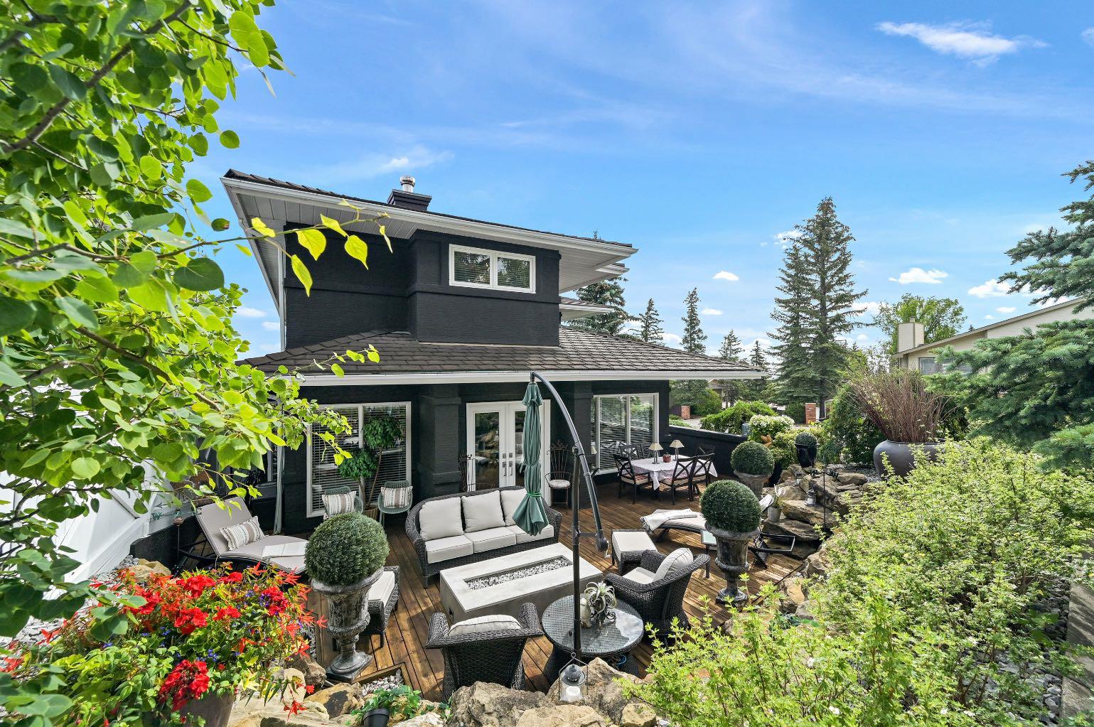 103 Stratton Park SW