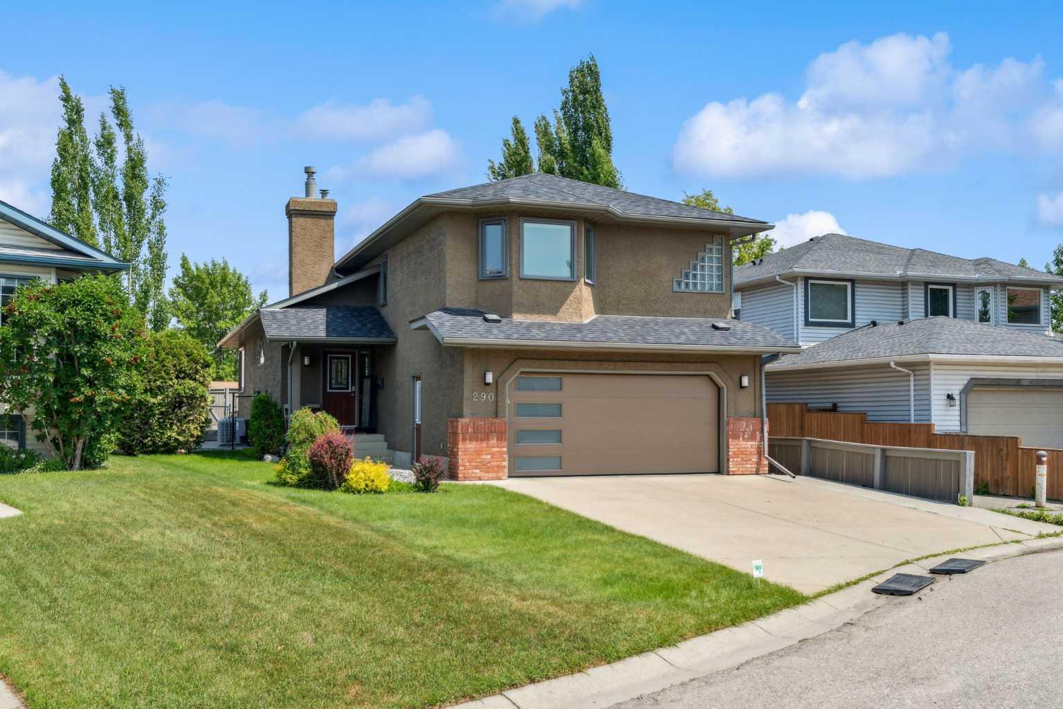 290 Riverview Park SE