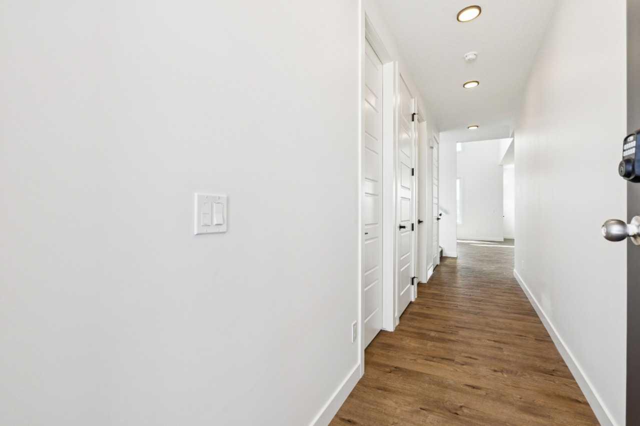 94 Bridgeport Landing