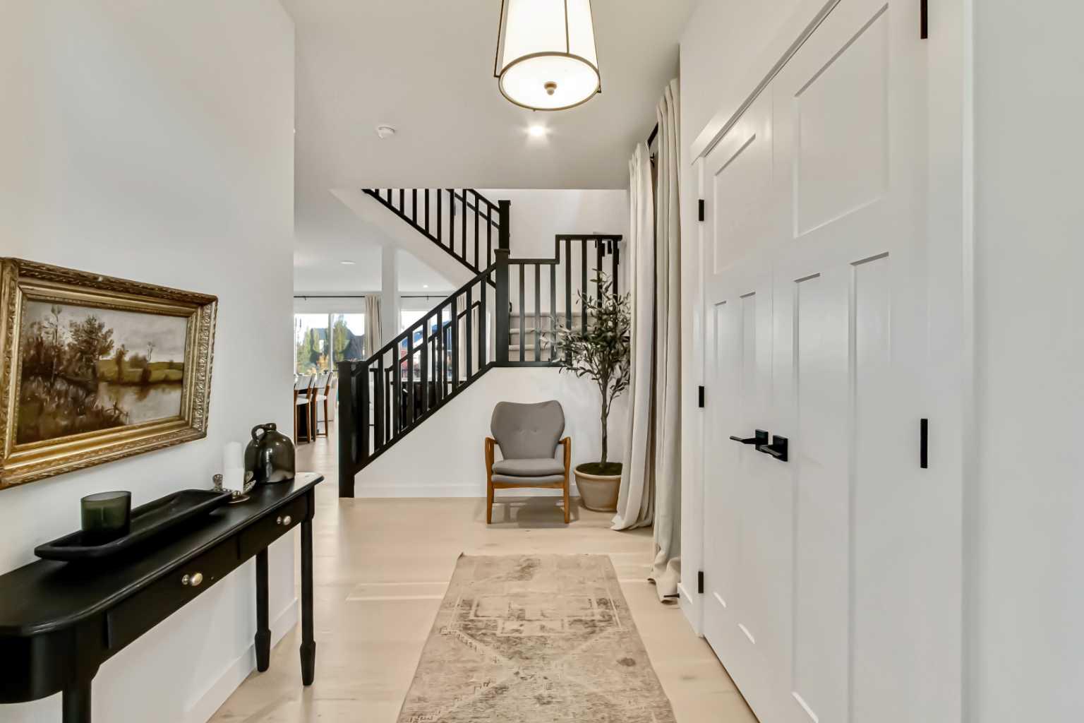 1176 Cranbrook Gardens SE