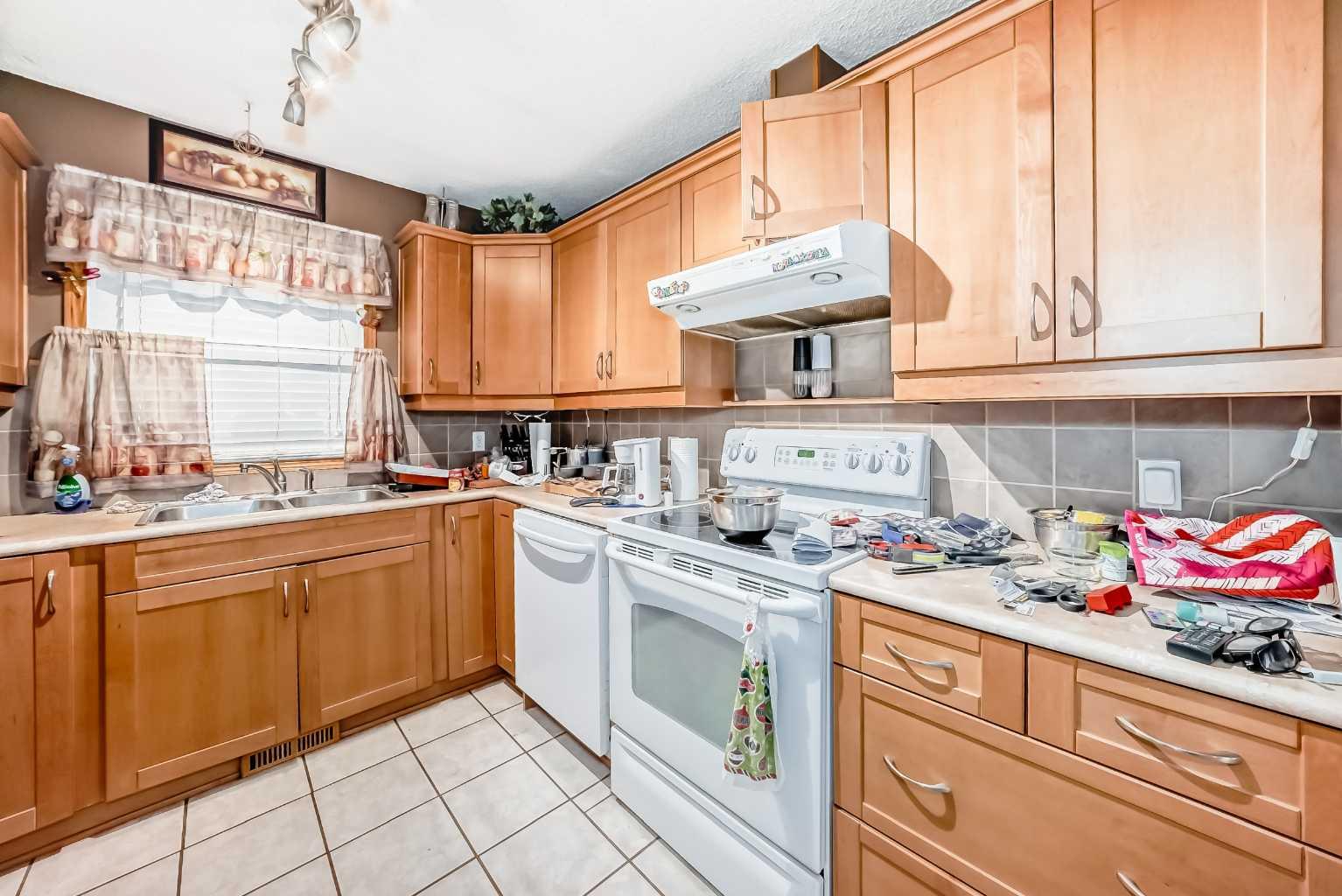 243 Erin Meadow Close