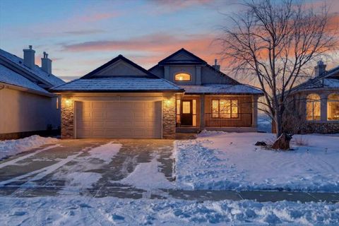 180 Gleneagles View Cochrane AB T4C 2G5