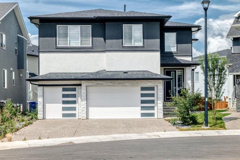 Photo of 215 Kinniburgh Place, Chestermere, AB T1X 1Y2 (MLS # A2337858)