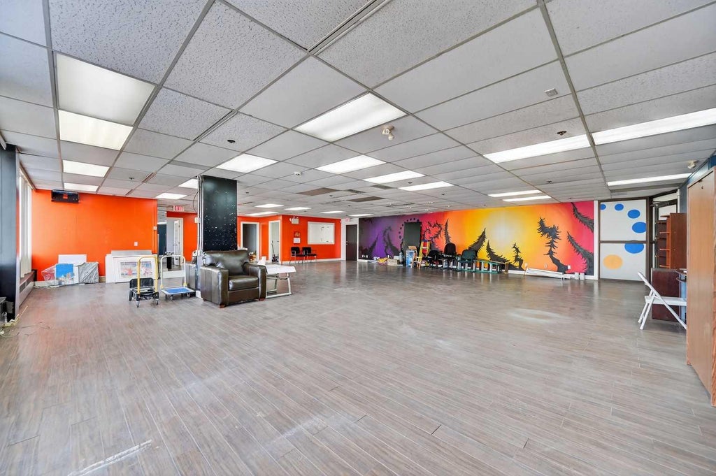 Photo of 1109 17 Avenue SW #303, Calgary, AB T2T 0B4 (MLS # A2351083)
