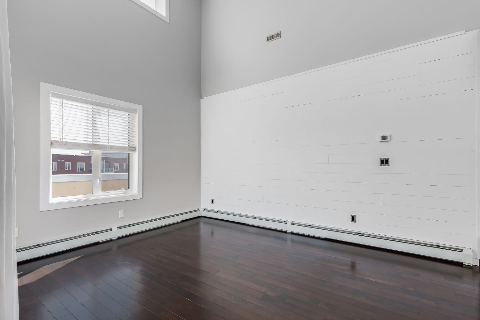 604 East Lake Boulevard NE 1417