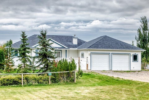Photo of 292251 Butte Hills Drive, Rural Rocky View County, AB T0M 0E0 (MLS # A2342552)