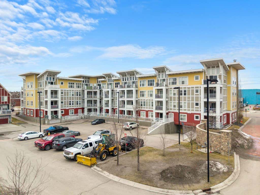 Photo of 402 Marquis Lane SE #311, Calgary, AB T3M 2G7 (MLS # A2331987)