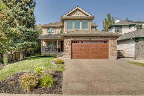 Photo of 85 Mt Douglas Point SE, Calgary, AB T2Z 3J9 (MLS # A2261072) Photo of 85 Mt Douglas Point SE, Calgary, AB T2Z 3J9 (MLS # A2261072)