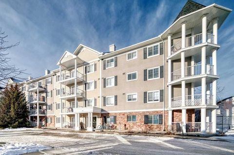 Photo of 69 COUNTRY VILLAGE Manor NE #5103, Calgary, AB T3K 0P1 (MLS # A2275588)