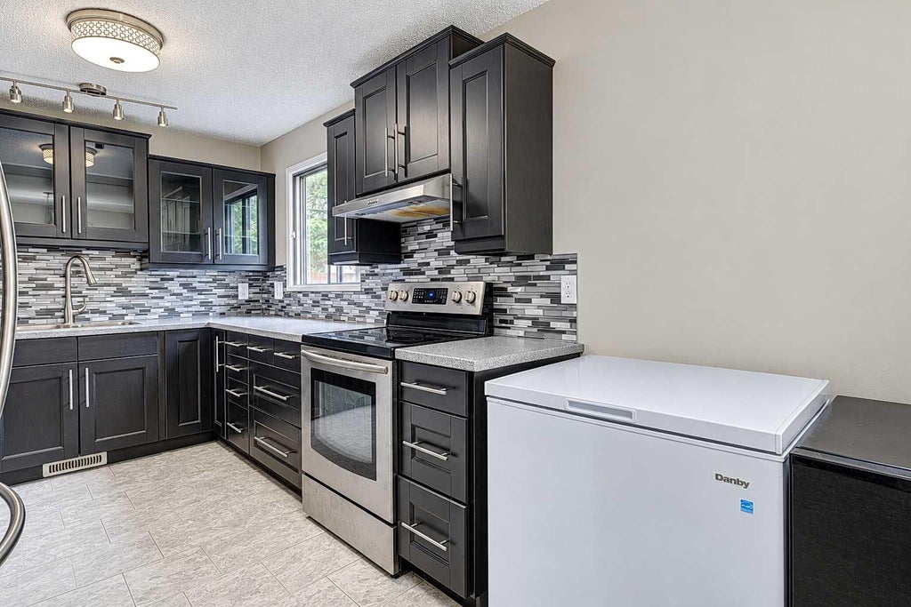 Photo of 9449 69 Avenue, Grande Prairie, AB T8V 5W6 (MLS # A2345521)