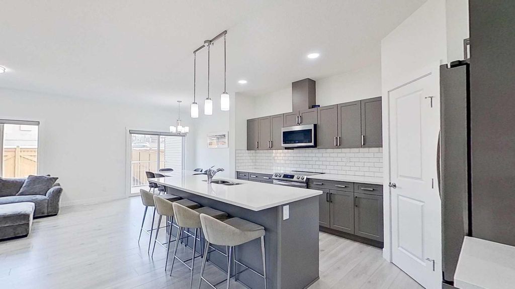 Photo of 55 Belgian Crescent, Cochrane, AB T4C 3C3 (MLS # A2310160)