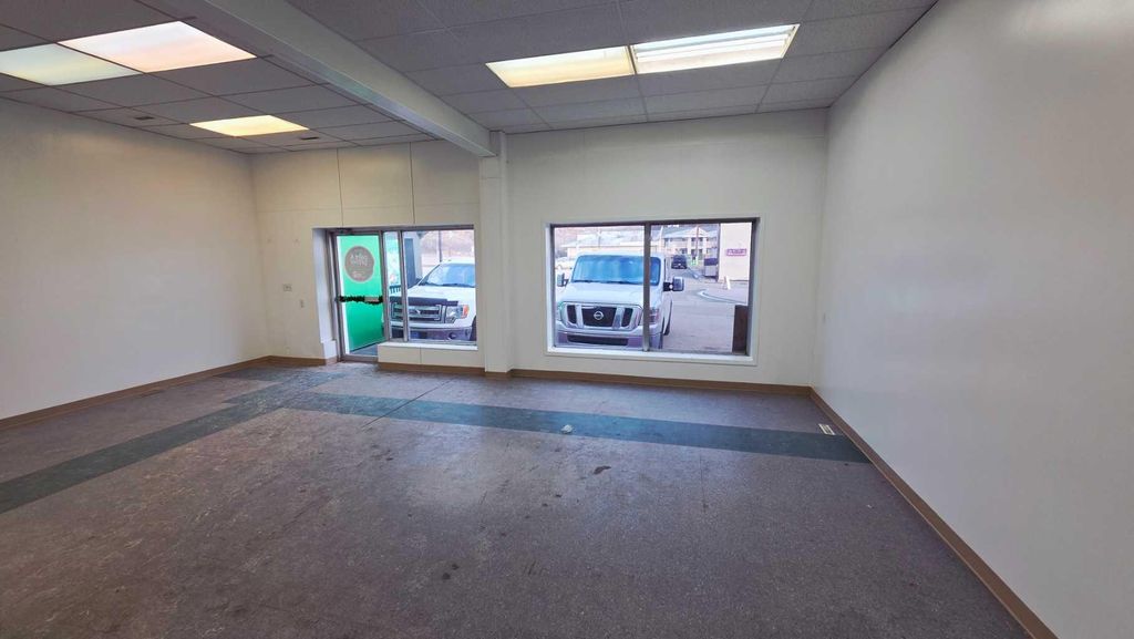 Photo of 9606A 100 Street, Peace River, AB T8S 1J5 (MLS # A2277671)