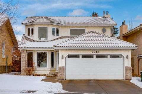 2048 Sirocco Drive SW Calgary AB T3H 2M8
