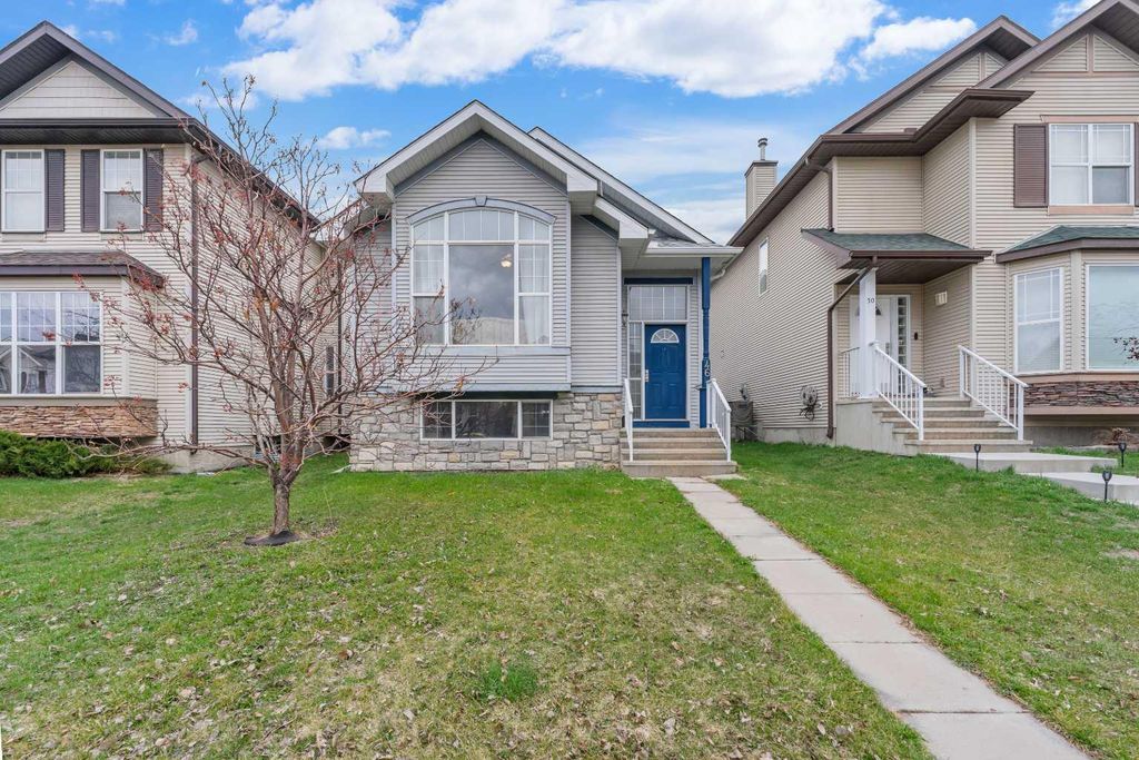 Photo of 46 Cranberry Green SE, Calgary, AB T3M 1L4 (MLS # A2304574)